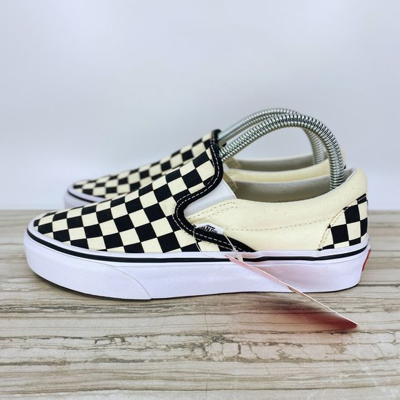 VANS Shoes - VANS CLASSIC SLIP ON